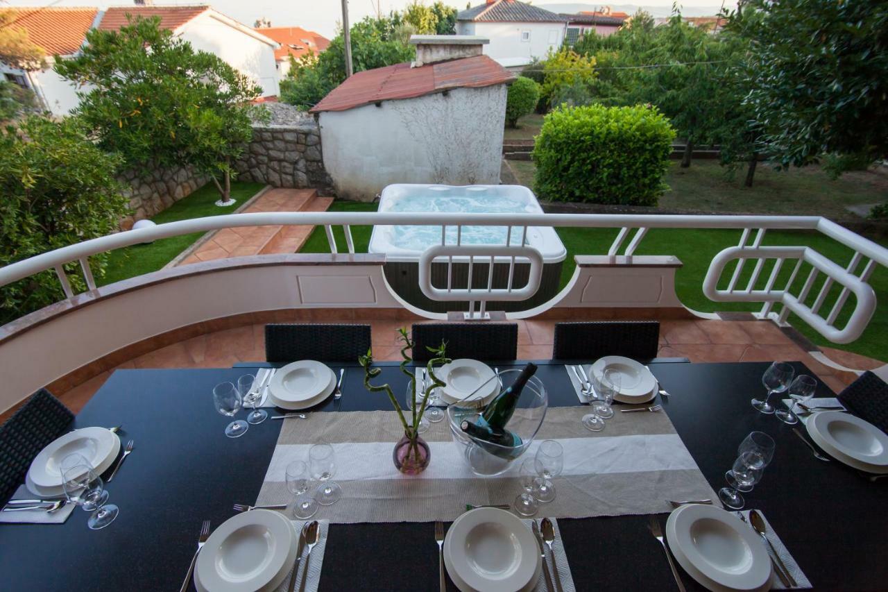 Villa Royale Krk Krk Town Exterior photo